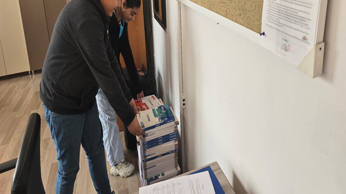 Kaynak Kitap Dağıtımı Yapıldı